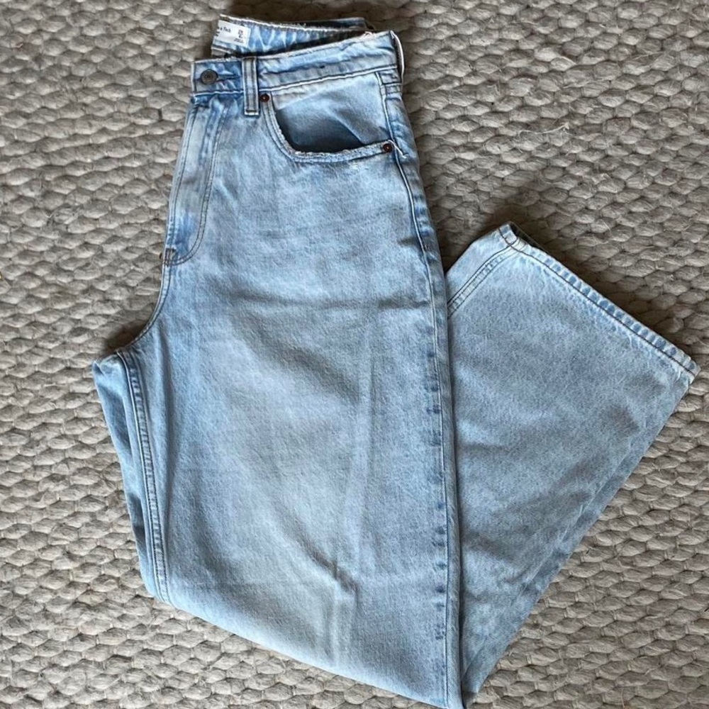 Abercrombie High Rise Curve Love Baggy Jean